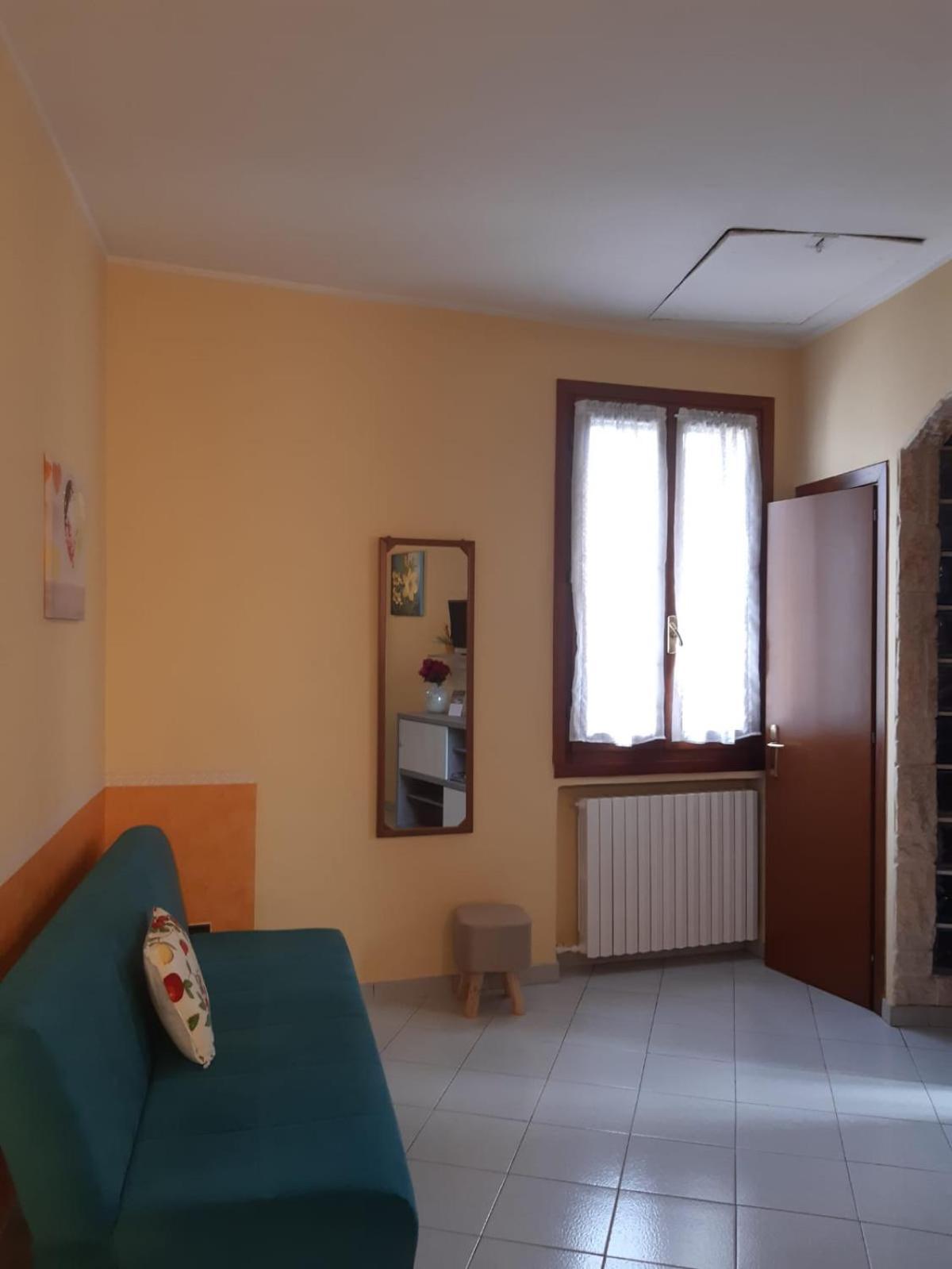 Appartement Stylish Flat "Il Sole" Nova Milanese Extérieur photo