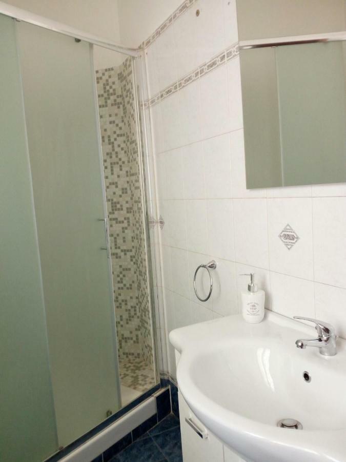 Appartement Stylish Flat "Il Sole" Nova Milanese Extérieur photo